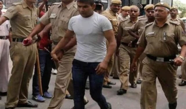 निर्भया केसः दया याचिका खारिज होने के बाद दोषी विनय ने चली नई चाल, फेल हुआ तो फांसी तय