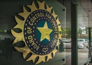 IPL टी 20 को लेकर BCCI अधिकारी का बयान- इस साल संभव नहीं लगता टूर्नामेंट