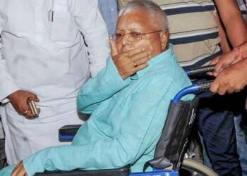 Lalu Yadav को रिम्स पेइंग वार्ड से किया गया शिफ्ट, जानिए लालू ने क्या कहा