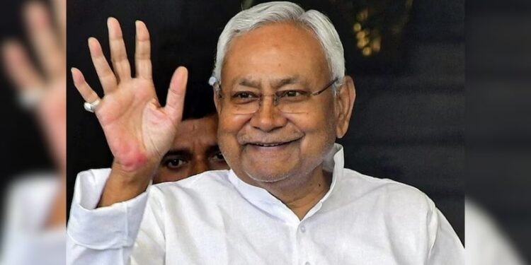 Bihar: नीतीश सरकार का बड़ा फैसला, सभी जिलों में प्रभारी मंत्री नियुक्त