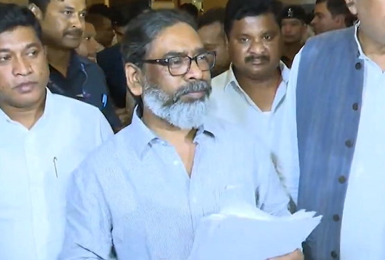 Jharkhand Cabinet, हेमंत सोरेन, hemant cabinet, decisions of jharkhand cabinet, झारखंड कैबिनेट में लिए गये फैसले, झारखंड कैबिनेट में 21 प्रस्तावों पर लगी मुहर, हेमंत कैबिनेट, हेमंत कैबिनेट खबर, झारखंड कैबिनेट खबर, झारखंड, पुलिस बहाली में 5 साल उम्र सीमा में छूट, झारखंड की खबर, झारखंड समाचार, varta, the varta, thevarta