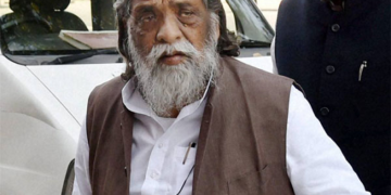 shibu soren news, shibu soren death, shibu soren passes away, shibu soren news, shibu soren latest news, शिबू सोरेन का निधन, शिबू सोरेन की जीवनी, शिबू सोरेन की कहानी, शिबू सोरेन कैसे बने गुरुजी, शिबू सोरेन का निधन, Shibu Soren Passed Away